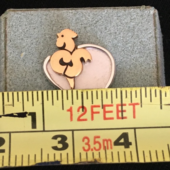 Vintage Tiny Baby Brooch Pin - Picture 5 of 5